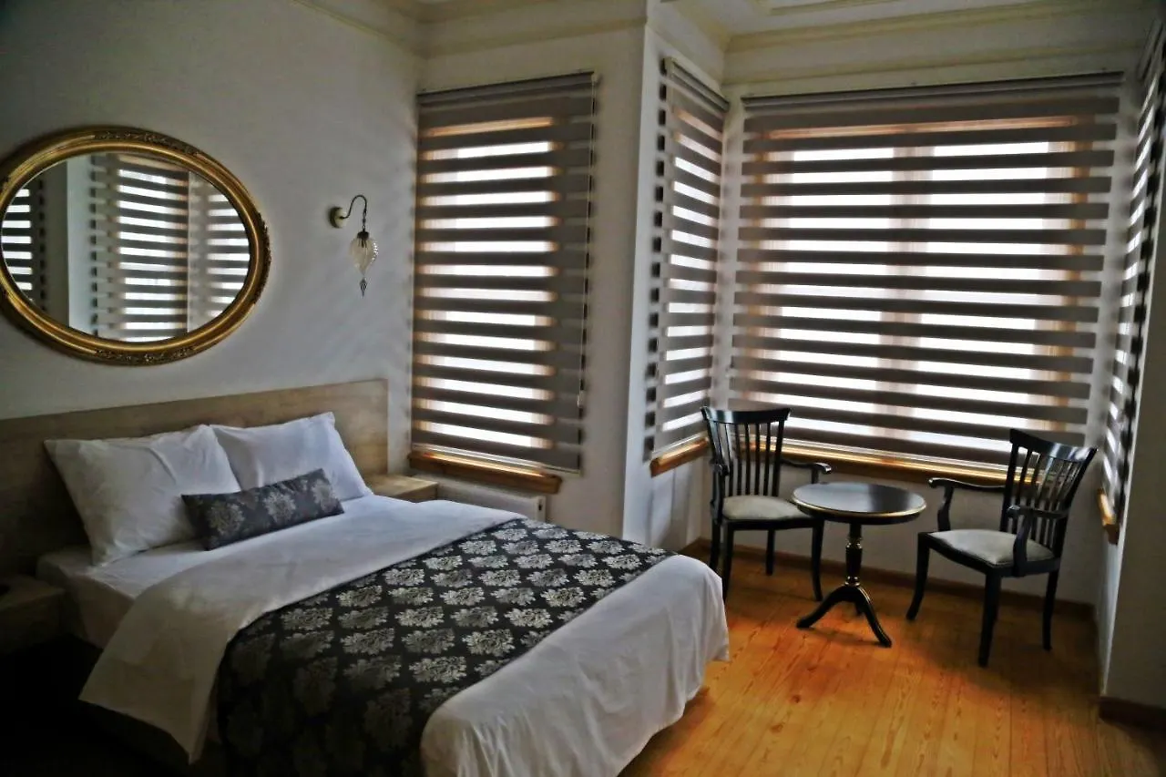 Belizia Hotel Istanbul 2*,