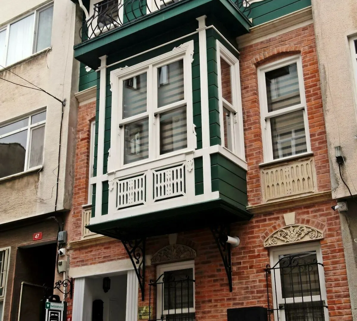 Belizia Hotel Istanbul 2*,